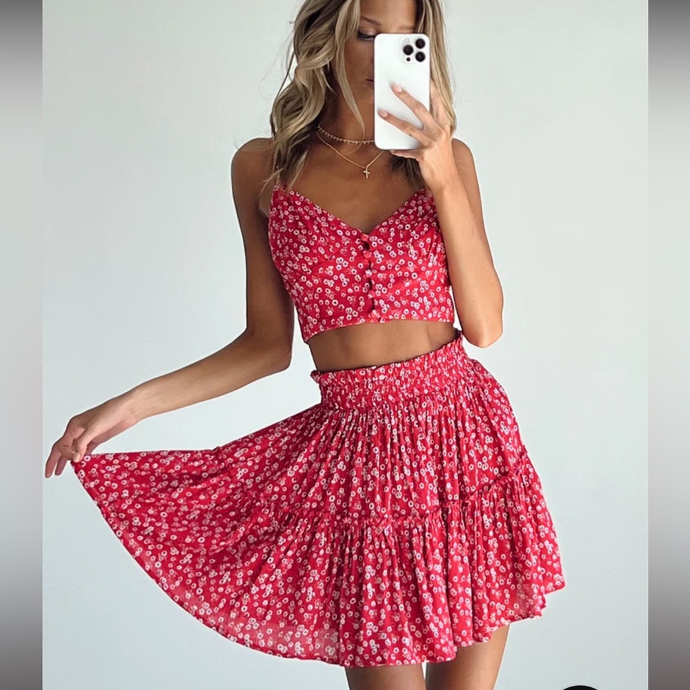red princess polly skirt set worn once